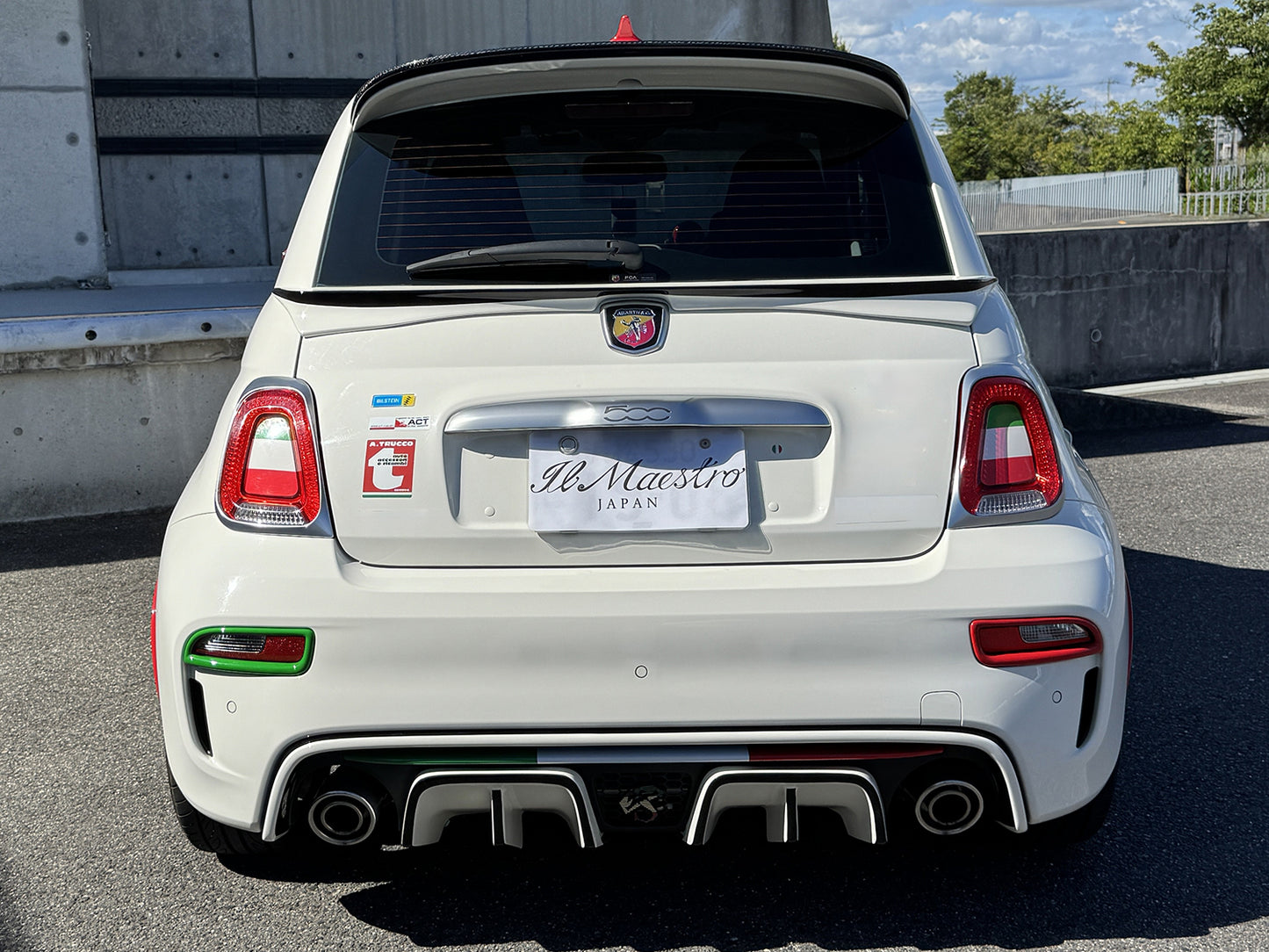 ABARTH500 リアディフューザー用セパレートL/Rフィンパネルセット シリーズ4~