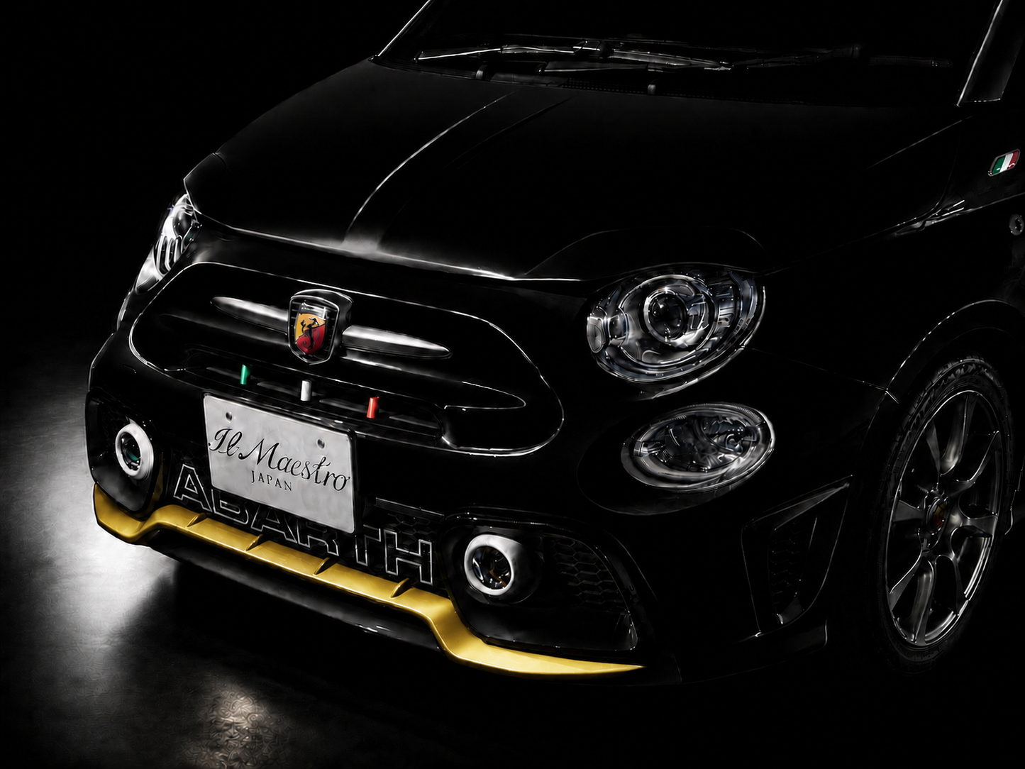 ABARTH500 フロントバンパーガーニッシュ　シリーズ4～