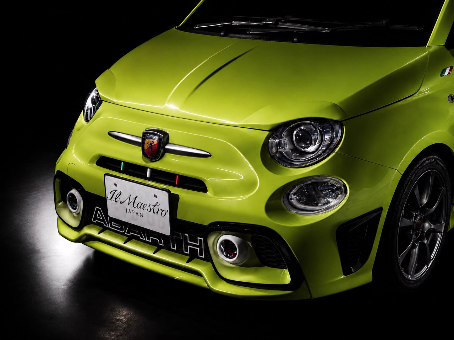 ABARTH500 フロントバンパーガーニッシュ　シリーズ4～
