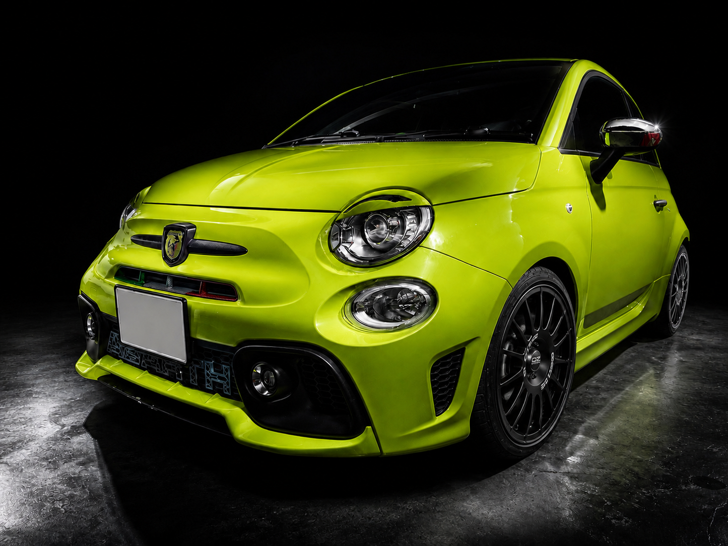 ABARTH500 フロントバンパーガーニッシュ　シリーズ4～