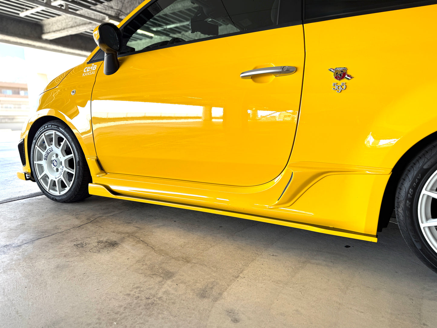 ABARTH500　フロントフェンダーダクト　全シリーズ