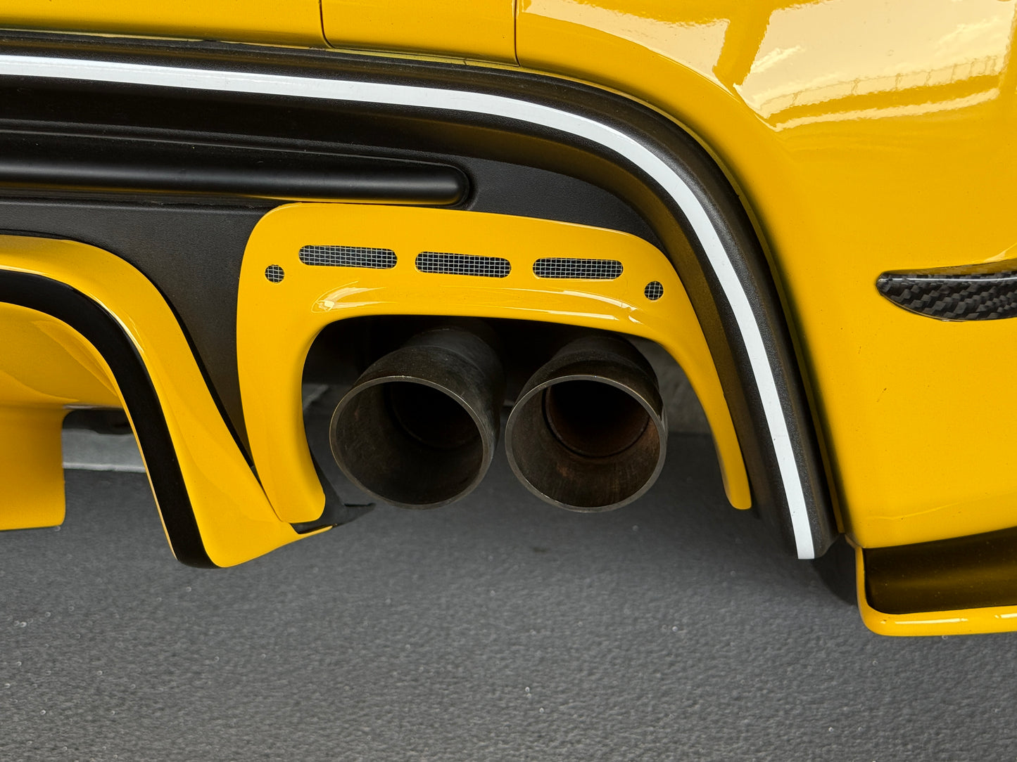 ABARTH500　エギゾーストエンドリッド　シリーズ4～