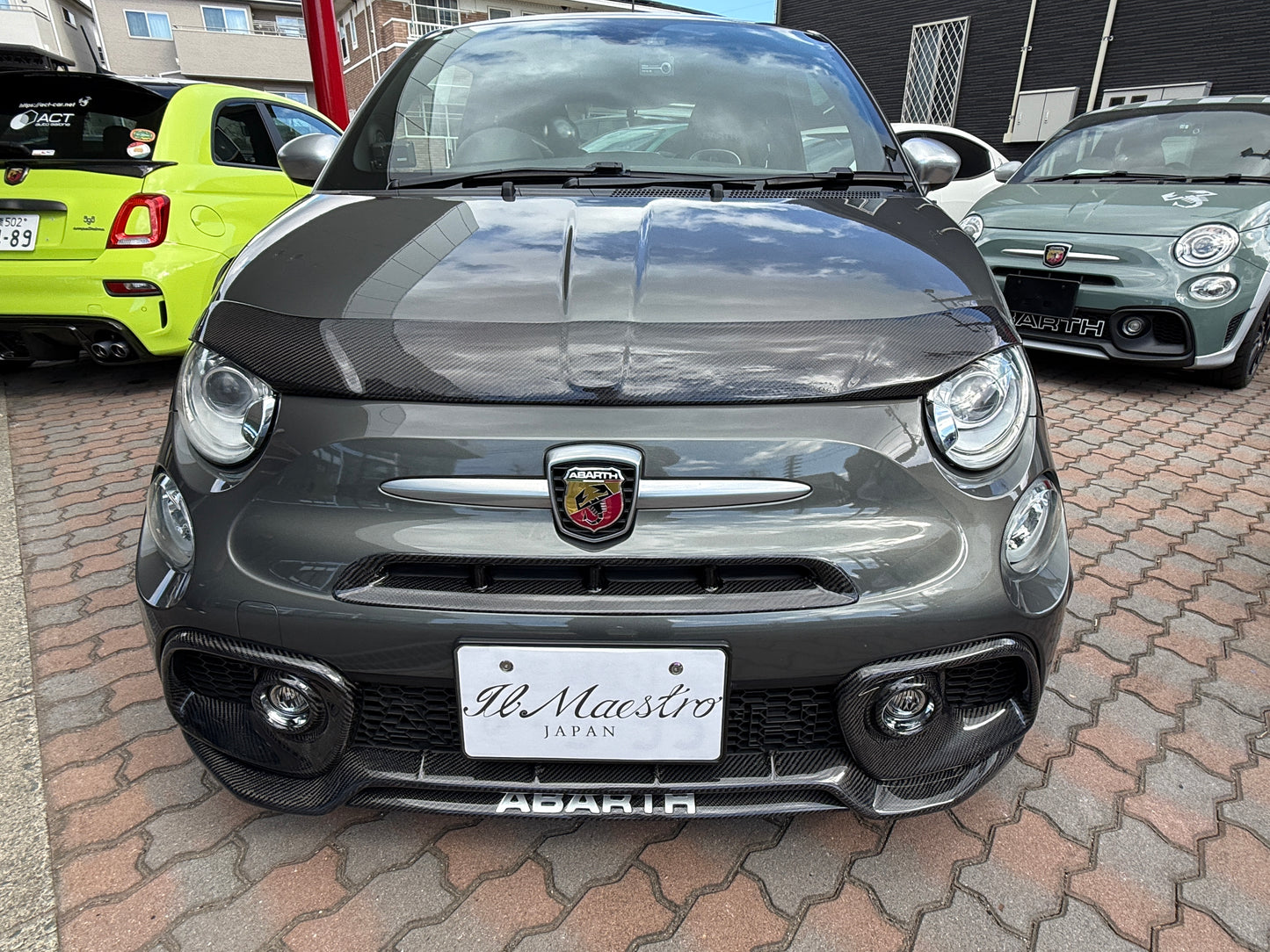 ABARTH500　フロントセンターガーニッシュ　シリーズ4～