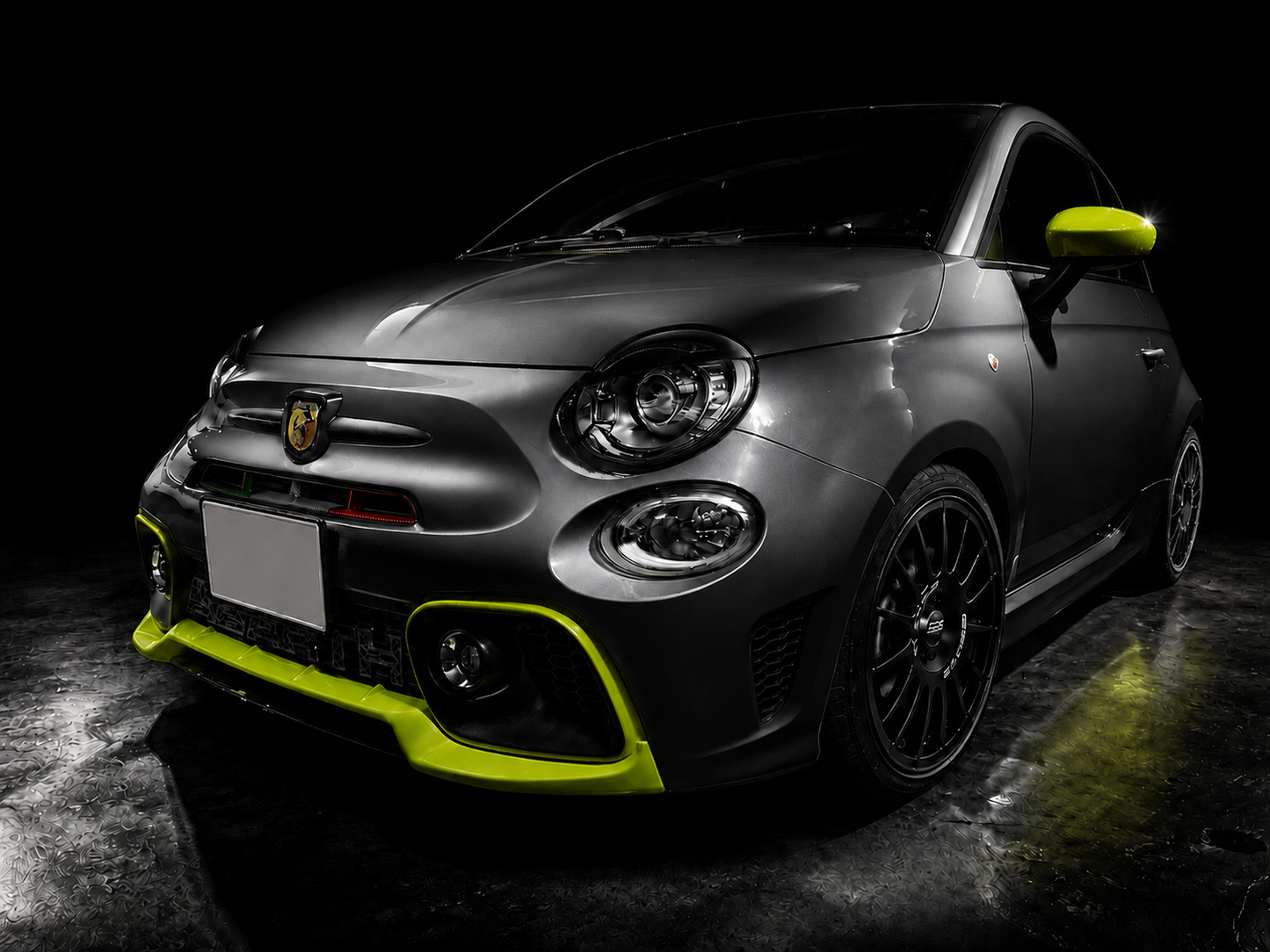 ABARTH500 フロントバンパーガーニッシュ　シリーズ4～