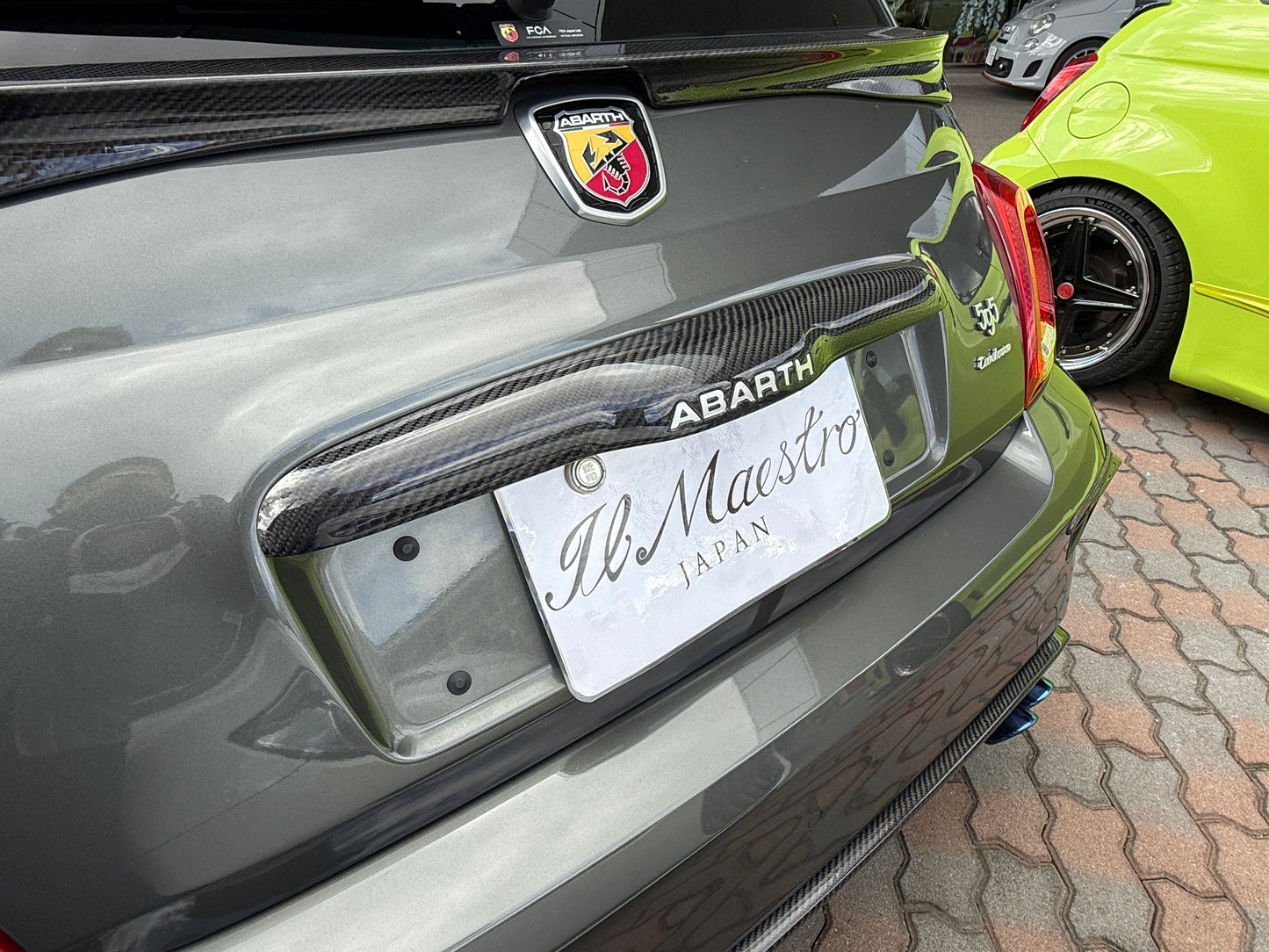 FIAT500　ABARTH500　ライセンスランプガーニッシュ　全グレード