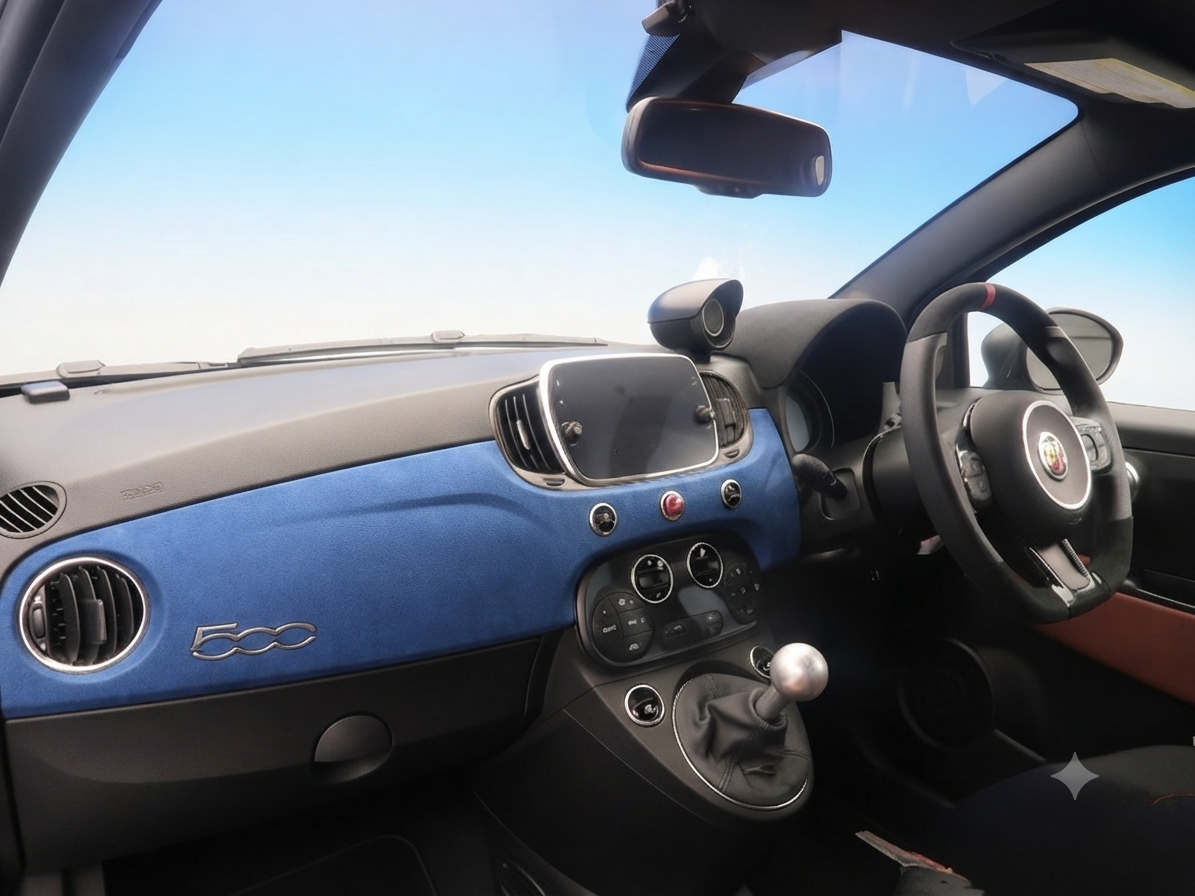 FIAT500　ABARTH500　ダッシュパネル・バックスキン調シート施工サービス　（ドアパネルプレートセットアップ）