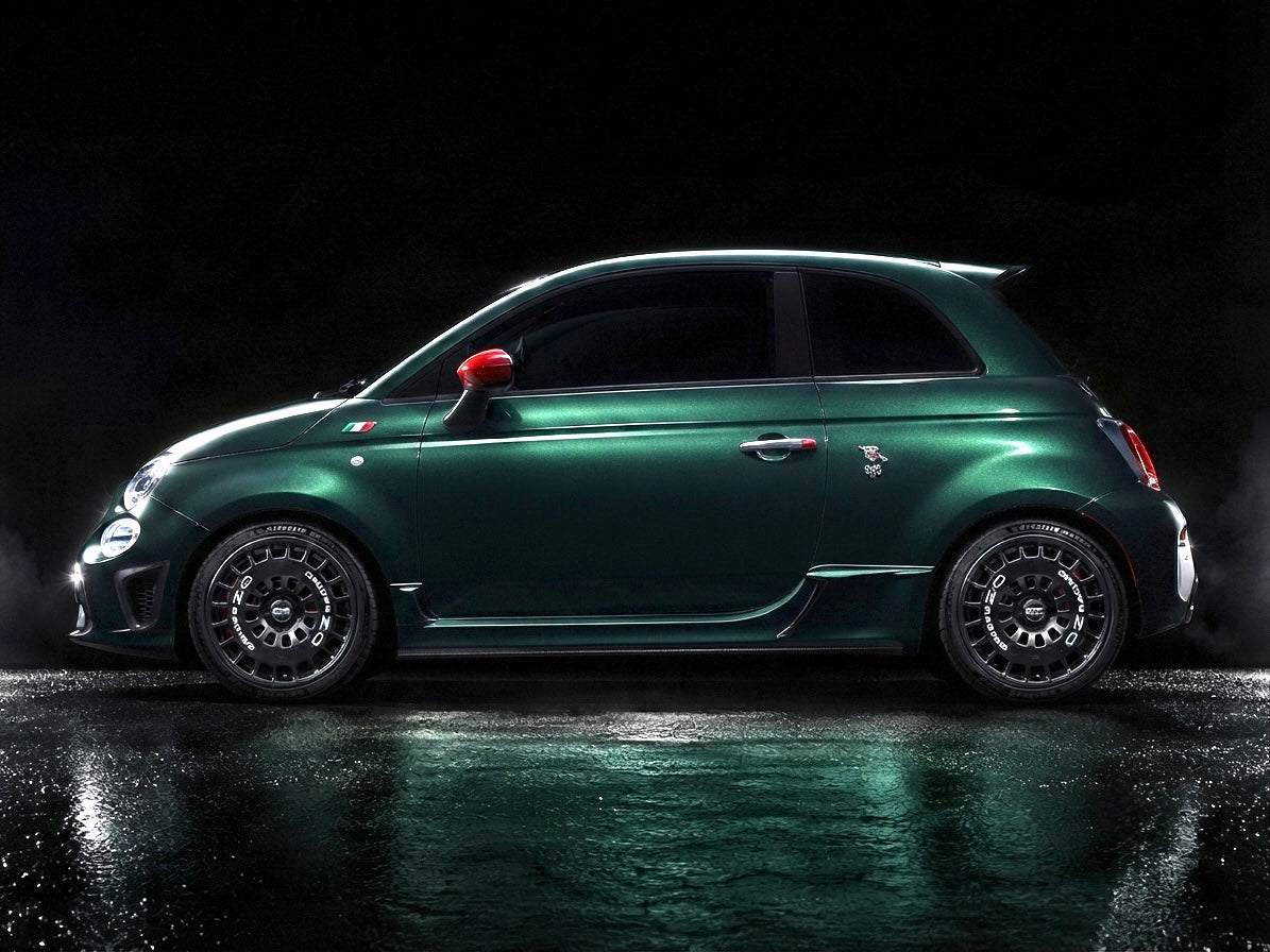 ABARTH500　サイドスカートインテークパネル　全シリーズ